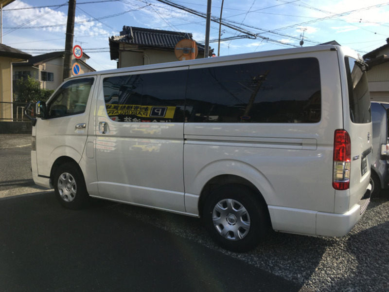 HIACE VAN-8