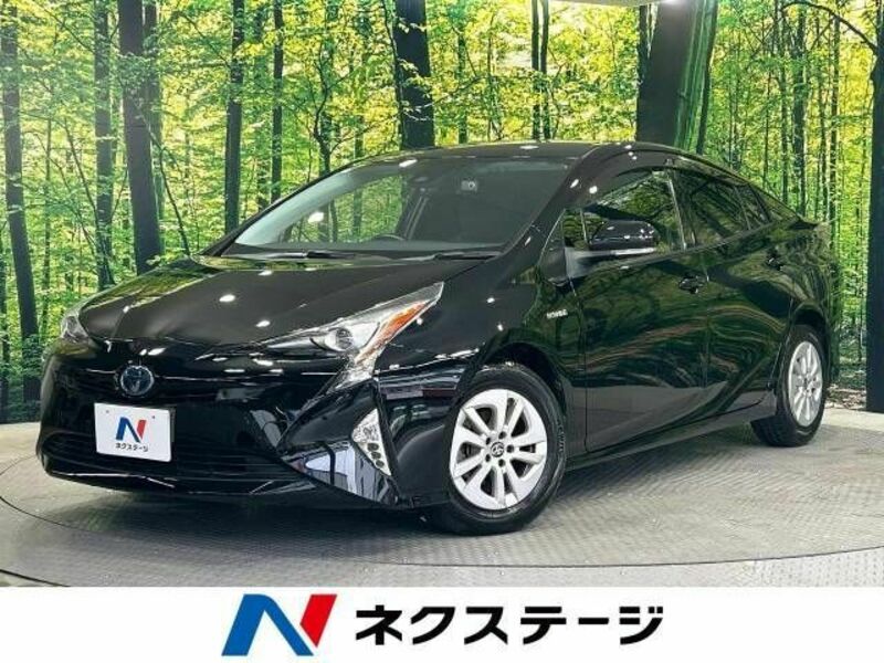 TOYOTA　PRIUS