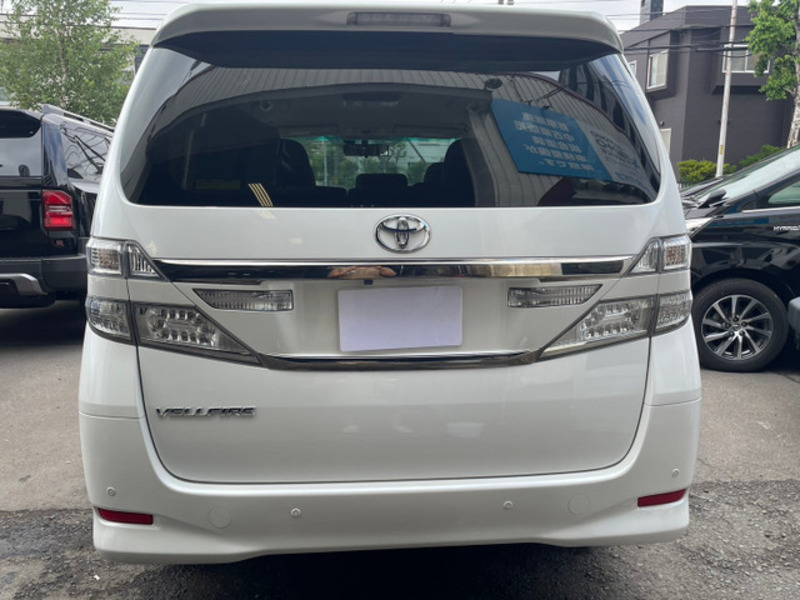 VELLFIRE-4