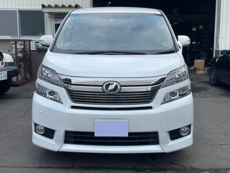 VELLFIRE-1