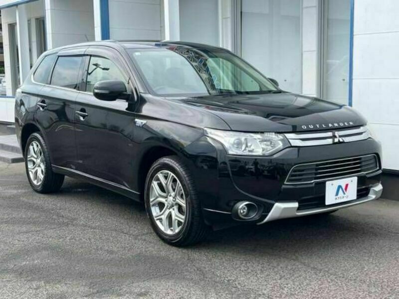 OUTLANDER PHEV-16