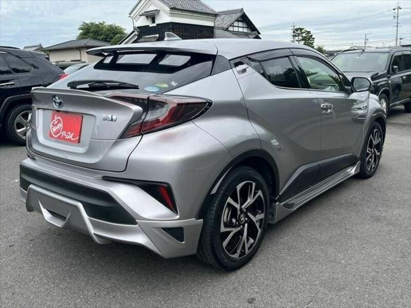 C-HR-17