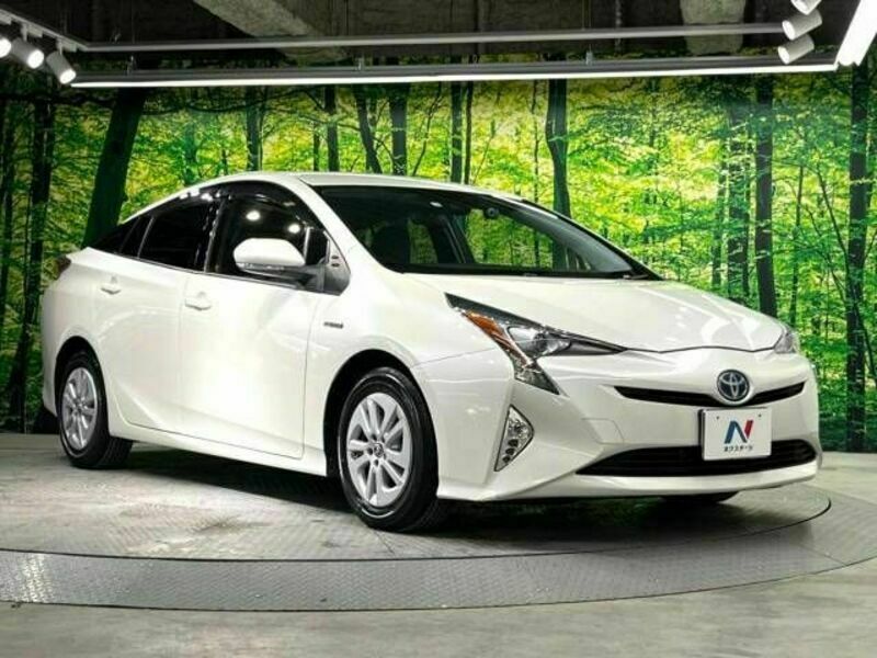 PRIUS-16