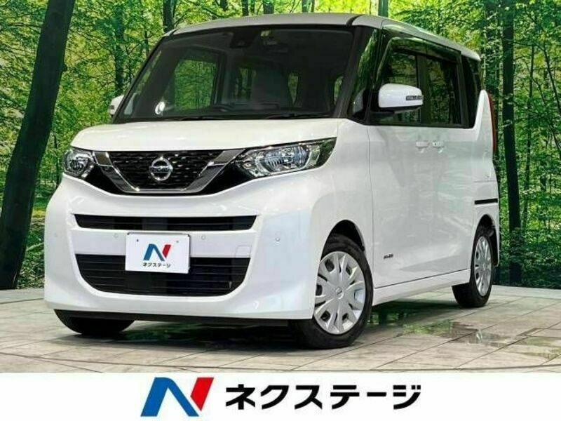 NISSAN　ROOX