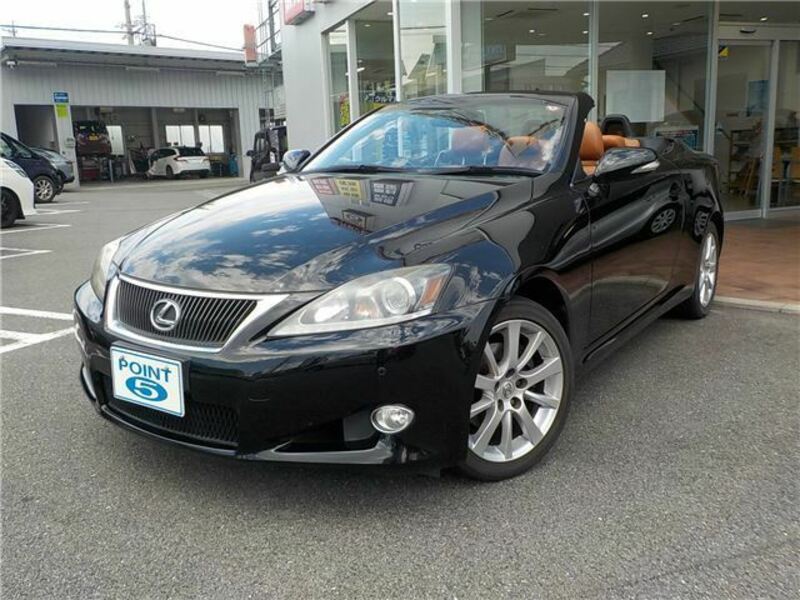 LEXUS　IS