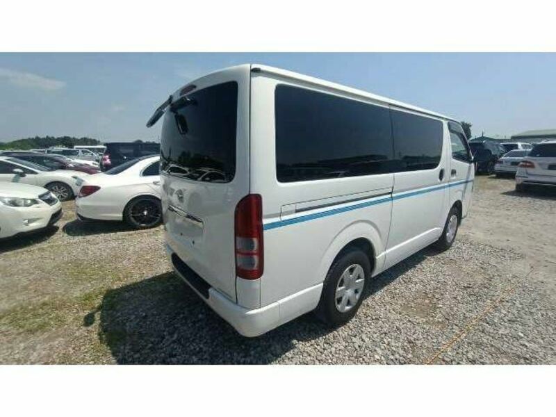 HIACE VAN-9