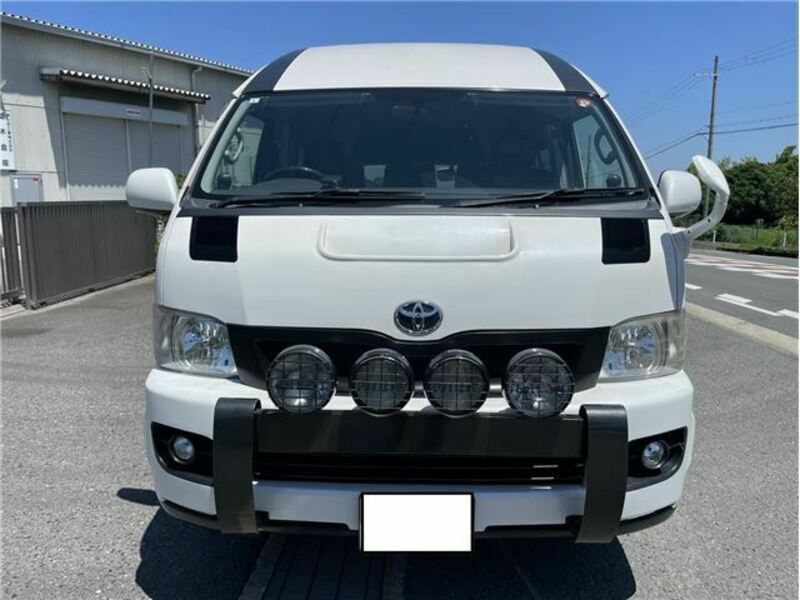 HIACE VAN-1