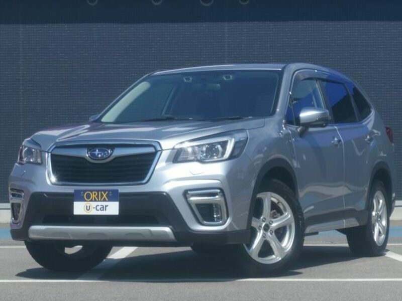 SUBARU　FORESTER