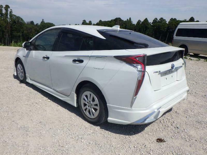 PRIUS-41