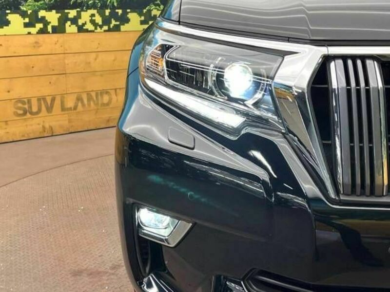 LAND CRUISER PRADO-12