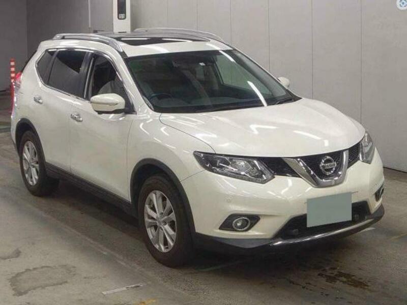 X-TRAIL-1