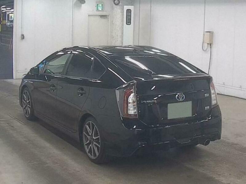 PRIUS-3