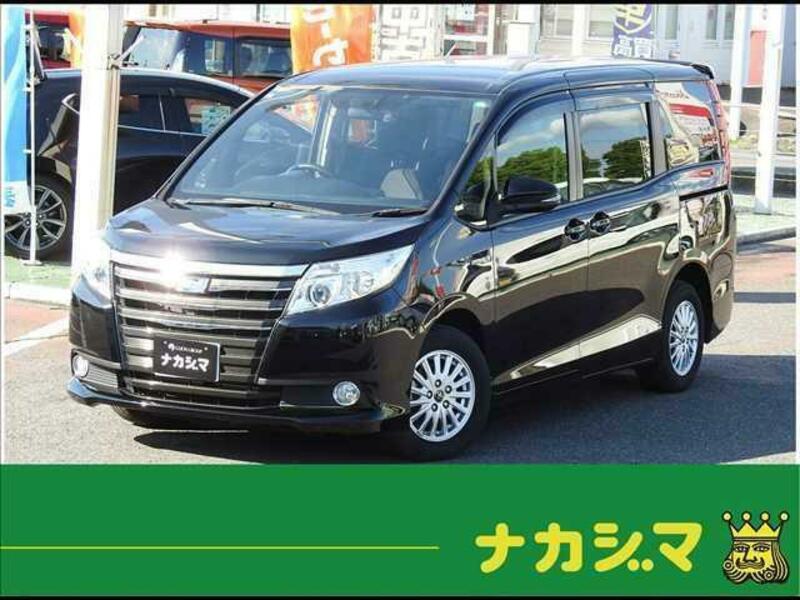 TOYOTA　NOAH