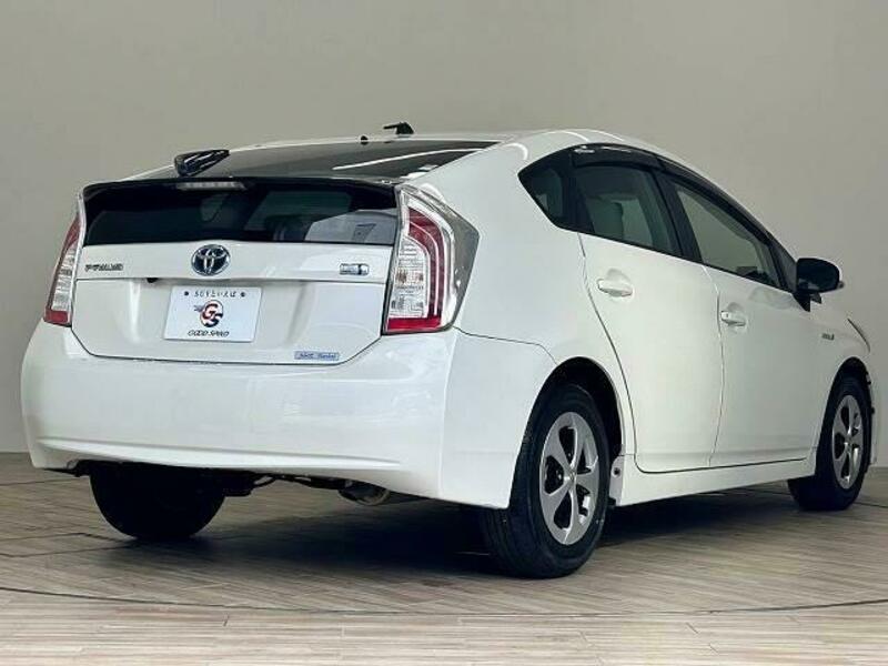 PRIUS-15