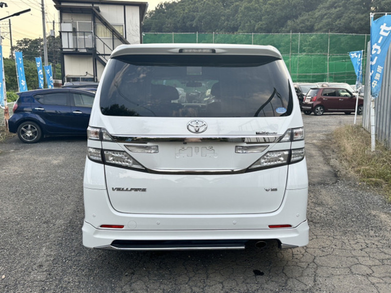 VELLFIRE-4