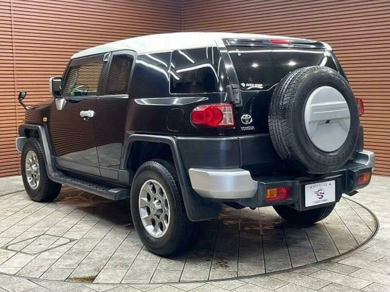 FJ CRUISER-15