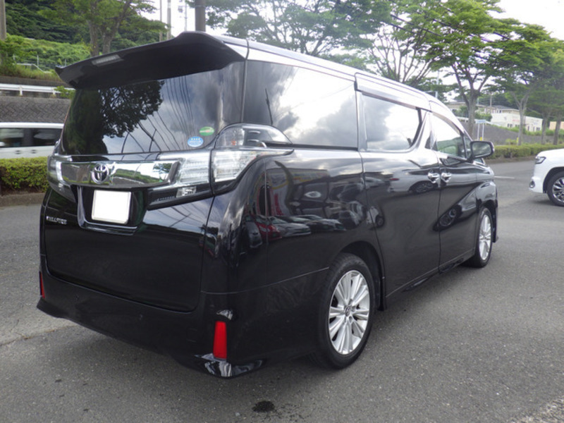 VELLFIRE-5