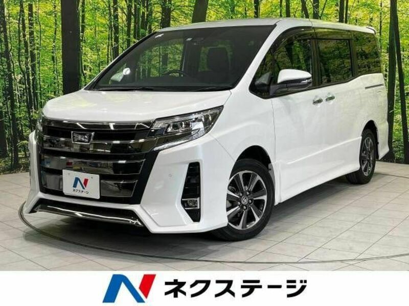 TOYOTA　NOAH