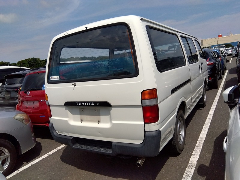 HIACE VAN-3