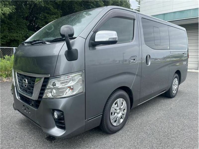 NISSAN　NV350 CARAVAN