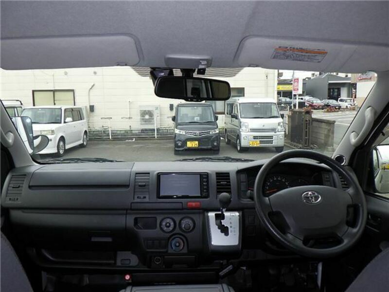 HIACE VAN-4