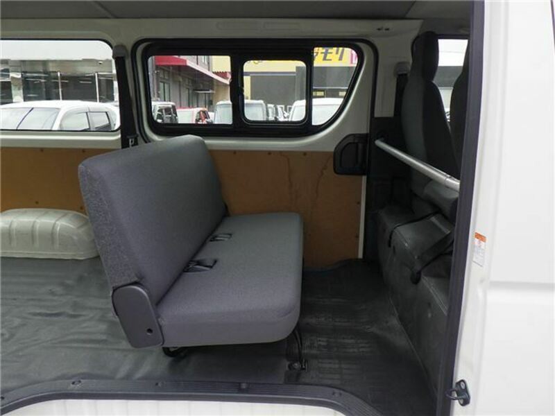 HIACE VAN-7