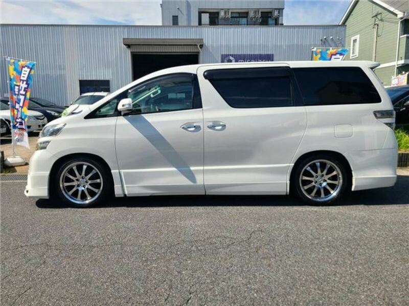 VELLFIRE-6