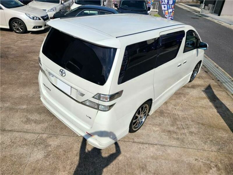 VELLFIRE-41