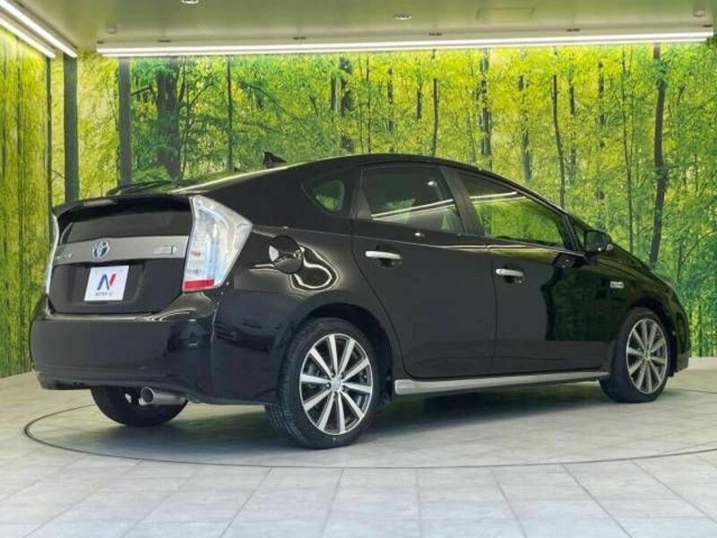 PRIUS PHV-18