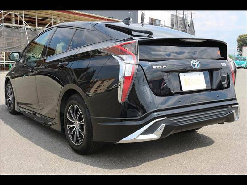 PRIUS-6