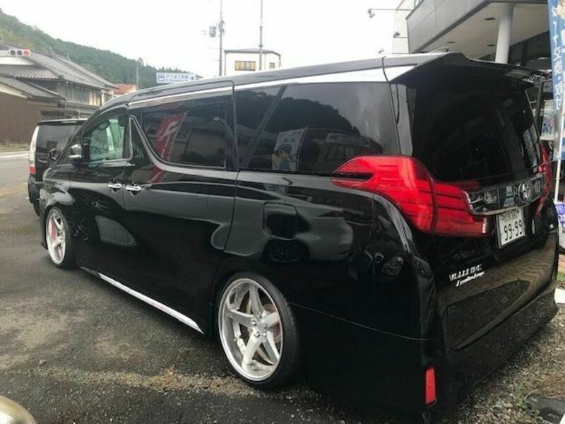 VELLFIRE-2