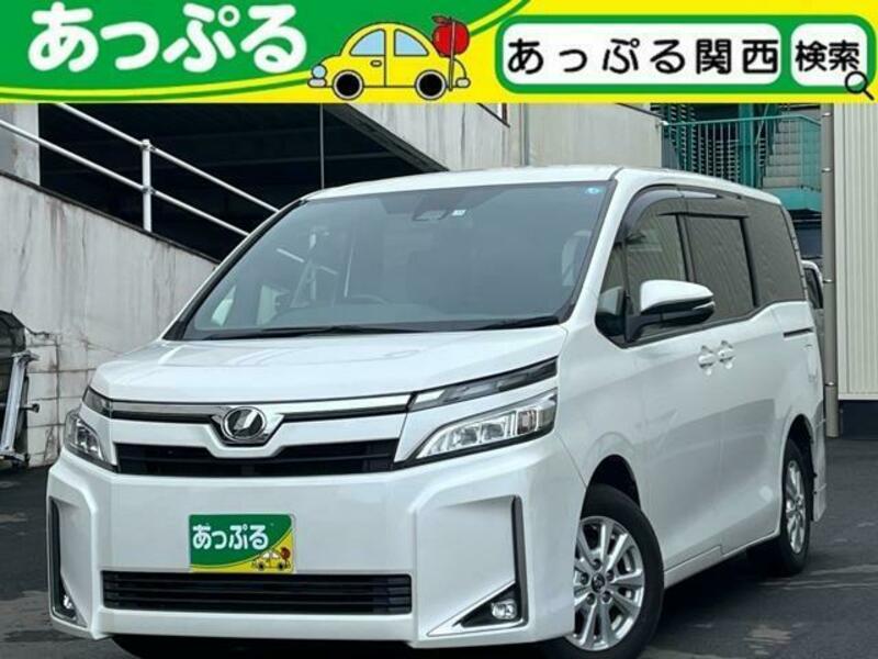 TOYOTA　VOXY