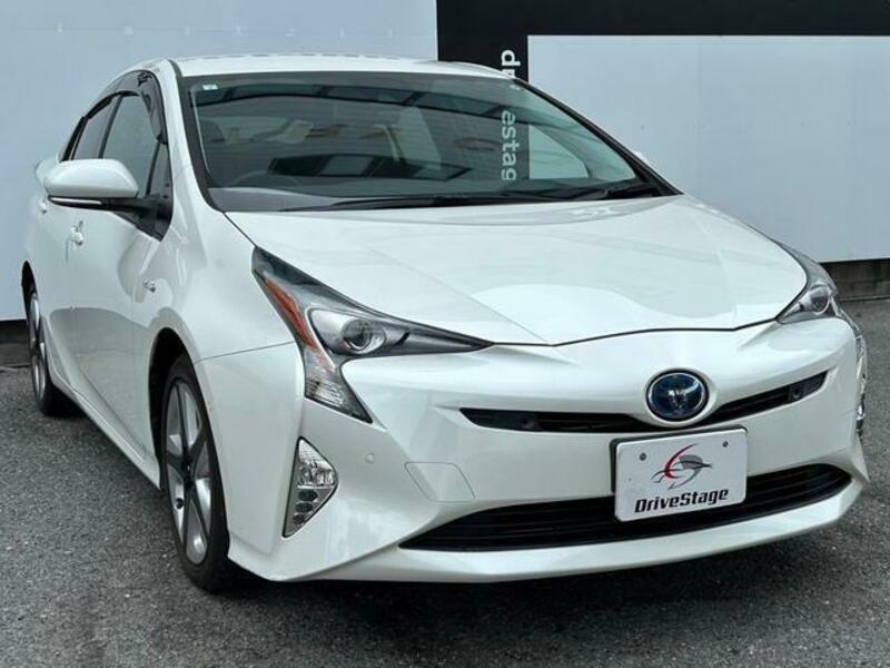 PRIUS-4