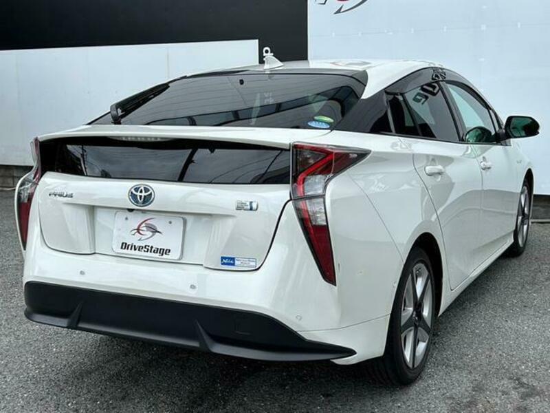 PRIUS-7