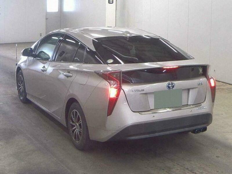 PRIUS-1