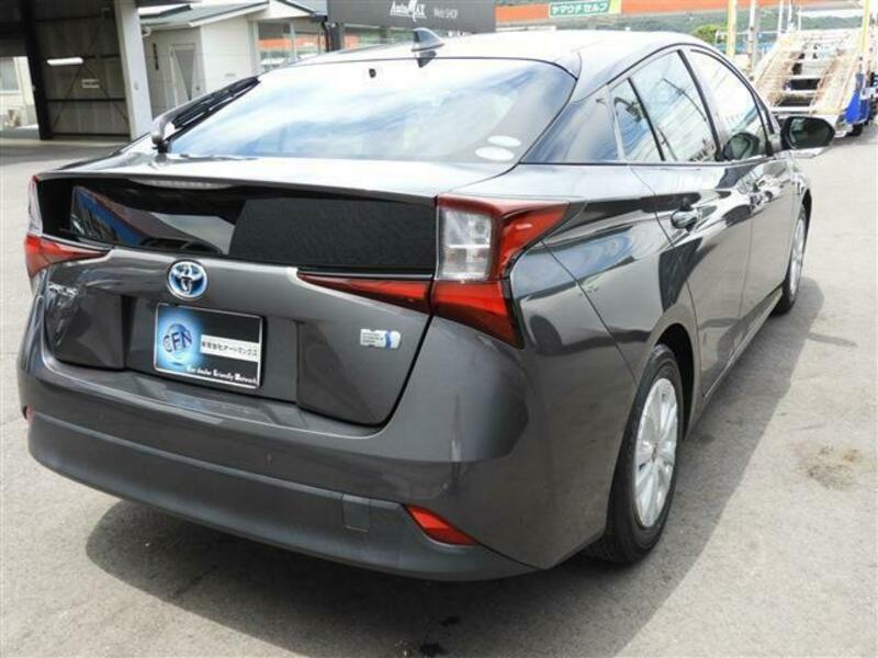 PRIUS-1