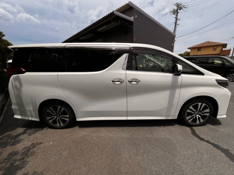 ALPHARD-10