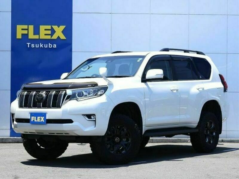 TOYOTA　LAND CRUISER PRADO