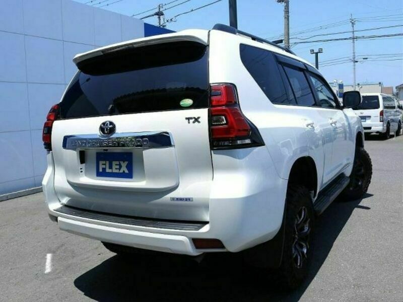 LAND CRUISER PRADO-16