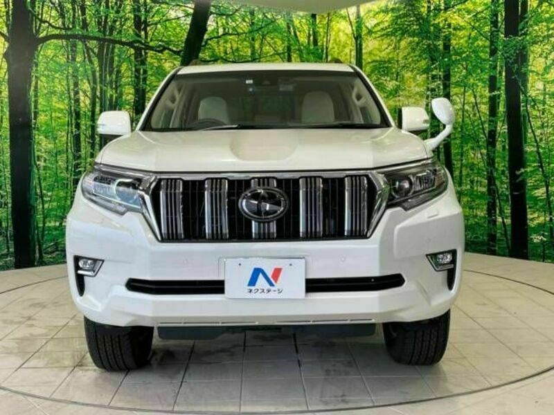 LAND CRUISER PRADO-12