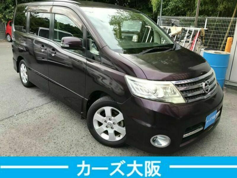 NISSAN　SERENA