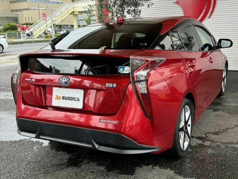 PRIUS-10