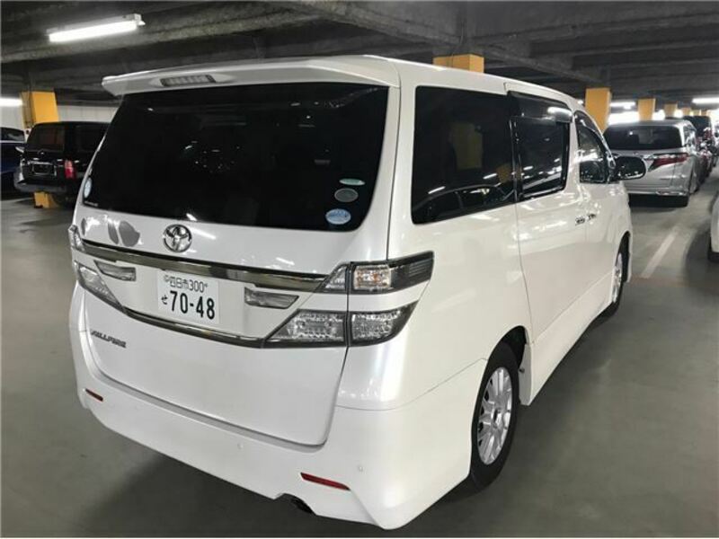 VELLFIRE-2