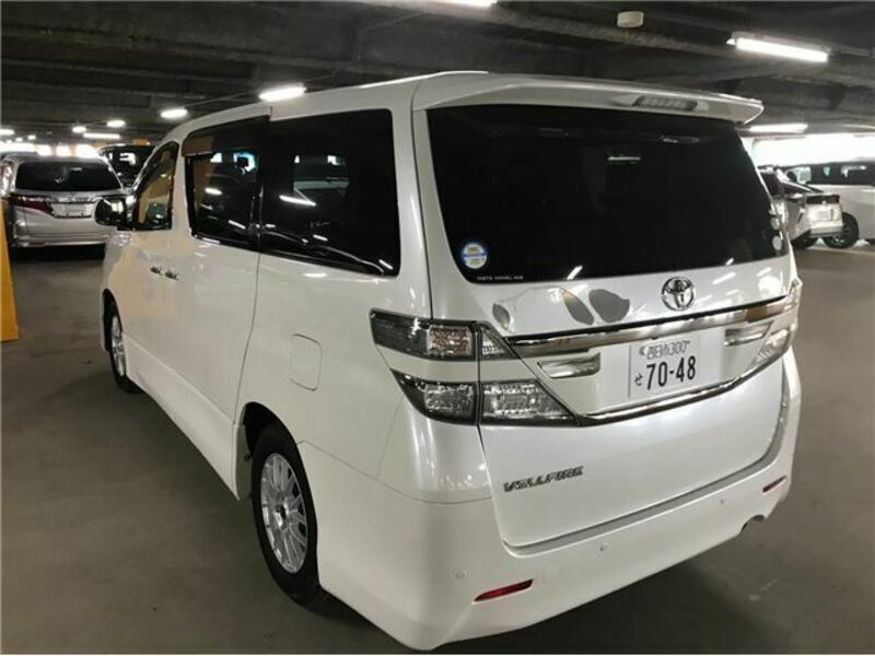 VELLFIRE-3