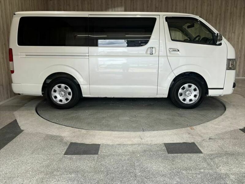 HIACE VAN-12