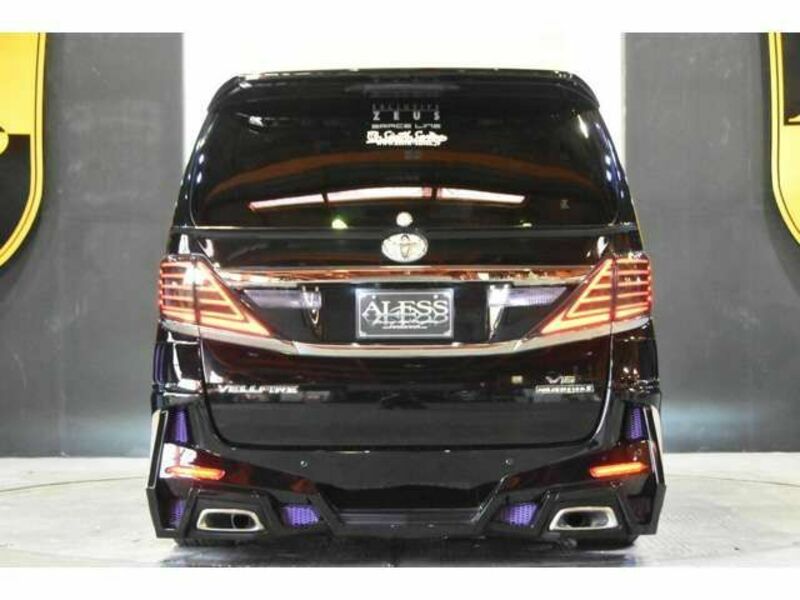 VELLFIRE-10