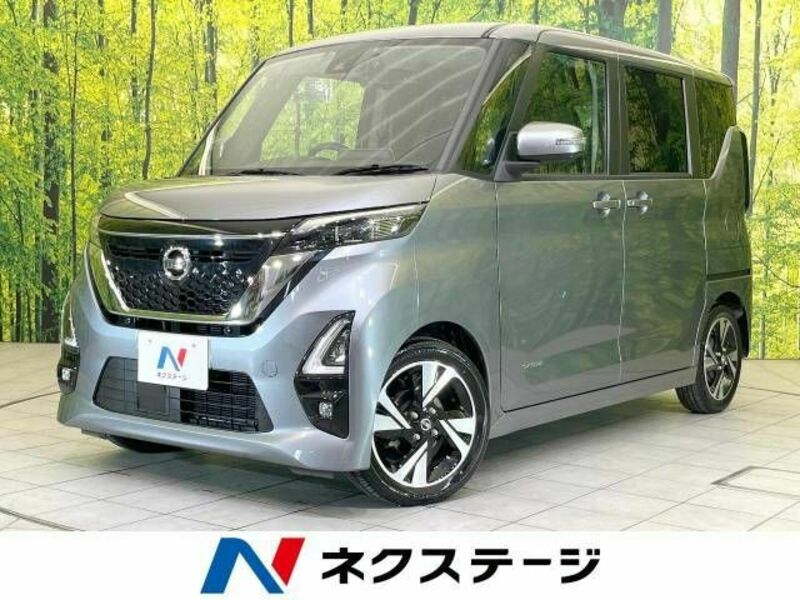 NISSAN　ROOX