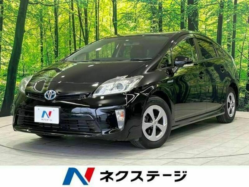 TOYOTA　PRIUS