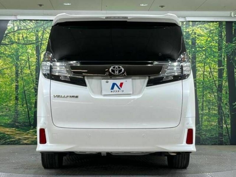 VELLFIRE-16