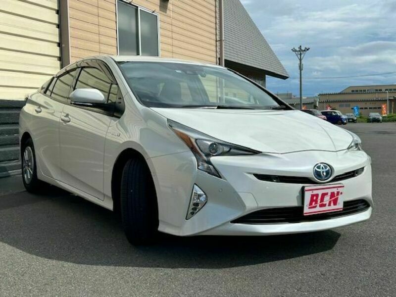 PRIUS-6